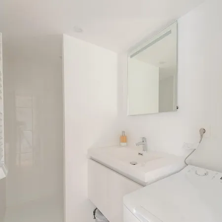 Lejlighed Mezzanine Renove Au Centre De La Rochelle, Proche Vieux Port Et Plages - Fr-1-535-54