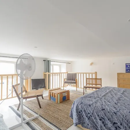 Appartement Mezzanine Renove Au Centre De La Rochelle, Proche Vieux Port Et Plages - Fr-1-535-54 La Rochelle (Charente-Maritime)