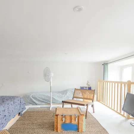 Mezzanine Renove Au Centre De La Rochelle, Proche Vieux Port Et Plages - Fr-1-535-54 * 拉罗歇尔